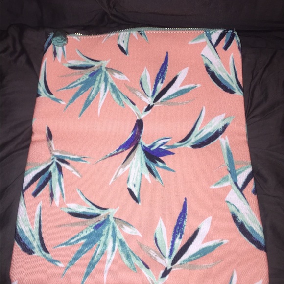 Rachel Pally fold-over clutch - Picture 10 of 11